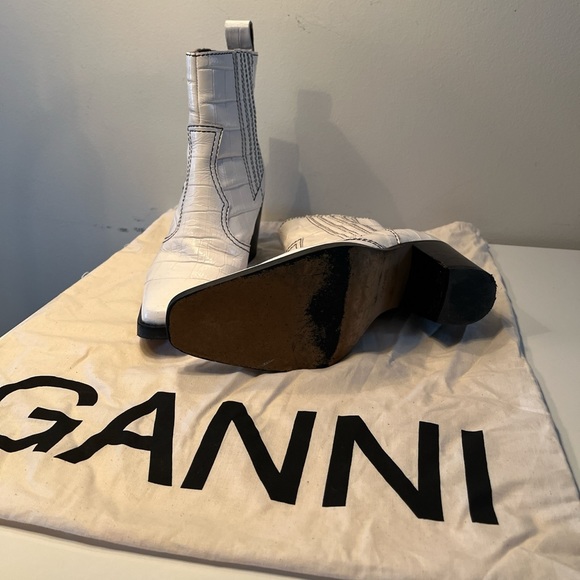 COPY - Ganni white western boot - Picture 3 of 4